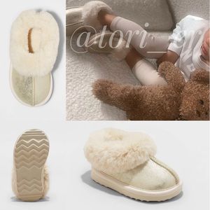 Cat and Jack Toddler Girls Channing Clog Slippers Gold